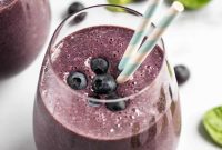 Inflammation-Fighting Blueberry Smoothie
