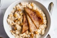 Fragrant Spiced Pear and Walnut Overnight Oats