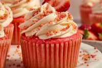 Berry Crunch Bliss Cupcakes