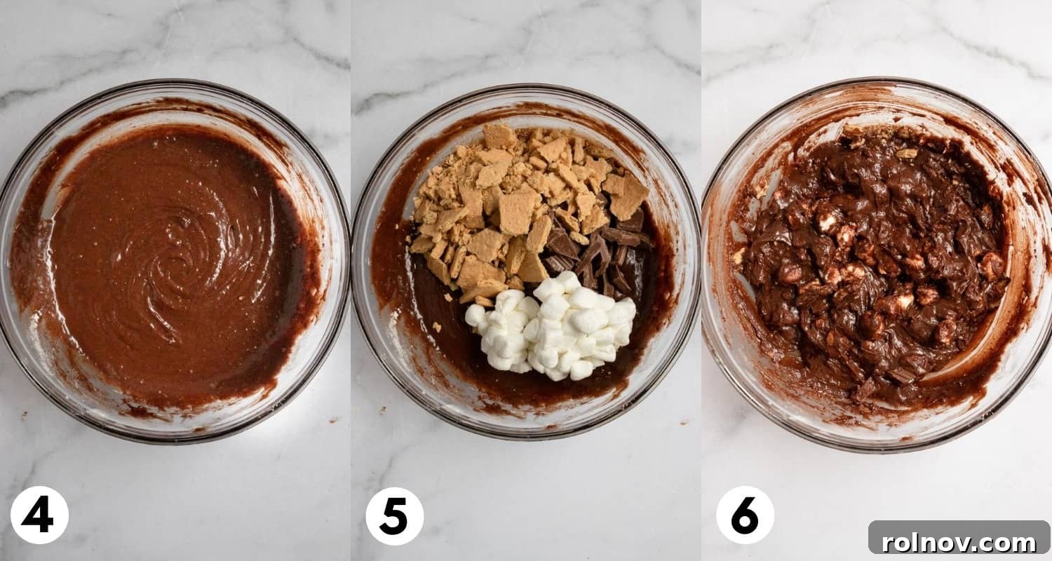 Gooey S'mores Skillet Brownie 5 Rich brownie batter generously loaded with graham crackers, chocolate chunks, and marshmallows.