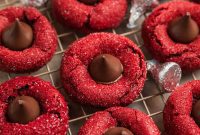 Scarlet Bloom Cookies
