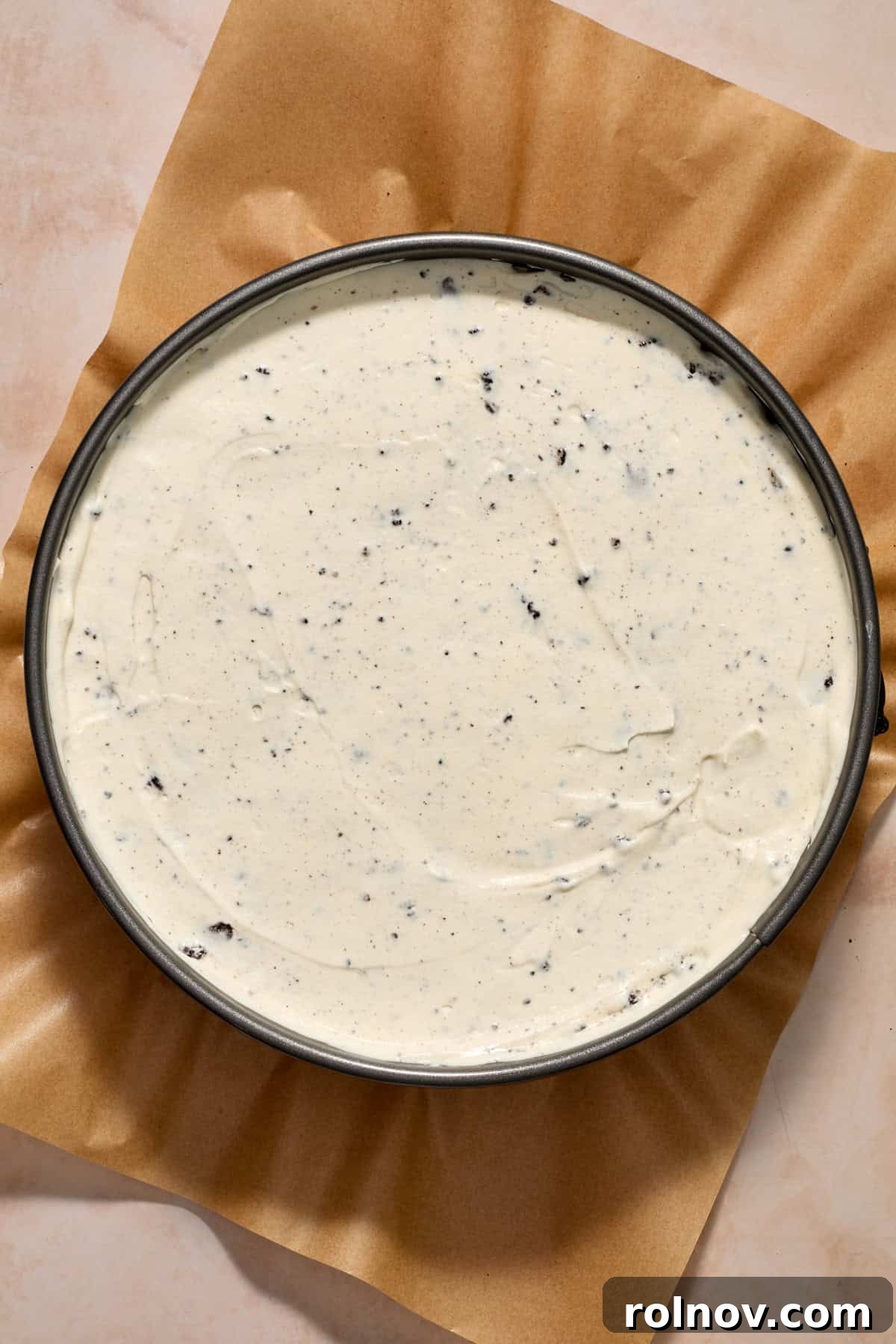 Oreo Ice Cream Pie Recipe: No-Bake Cookies and Cream Dessert 11 Ice cream pie with Oreos in pan.
