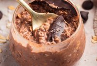 Creamy Chocolate Protein Overnight Oats